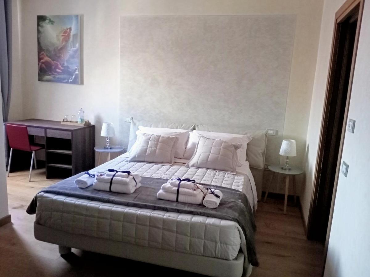 Bra Luxury Guest House Verona Esterno foto